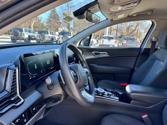 Used 2023 Kia Sportage LX image 36