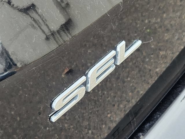 Certified 2024 Ford Edge SEL AWD/4WD image 17
