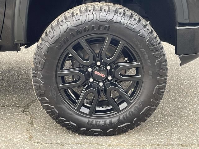 Used 2020 GMC Sierra 1500 Elevation w/ Elevation Value Package AWD/4WD image 7