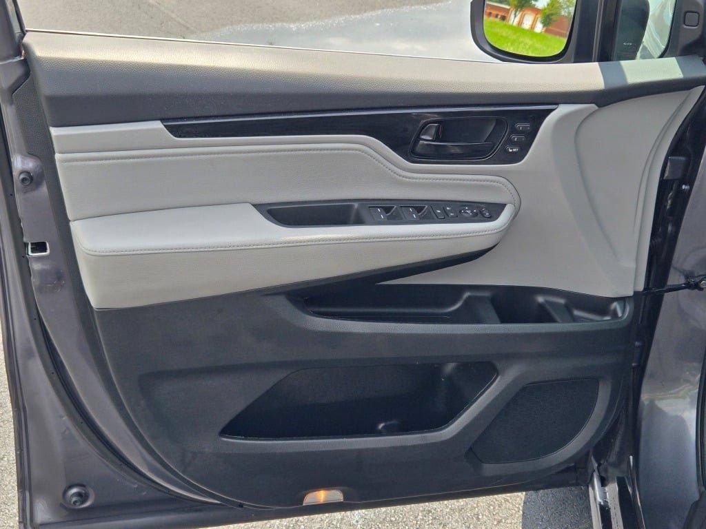 Used 2024 Honda Odyssey Touring image 21