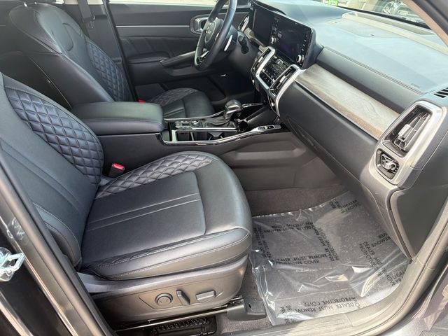 Used 2023 Kia Sorento SX Prestige AWD/4WD image 15