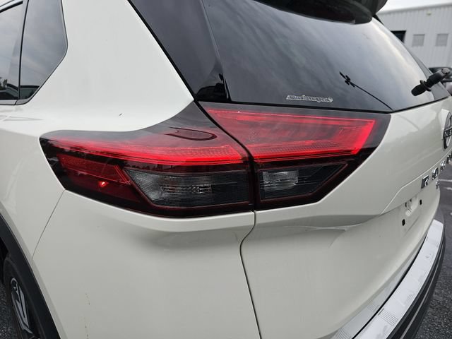 Used 2023 Nissan Rogue SL w/ SL Premium Package FWD image 37
