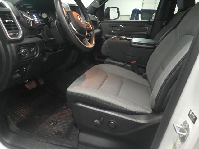 Used 2022 RAM 1500 Big Horn AWD/4WD image 17