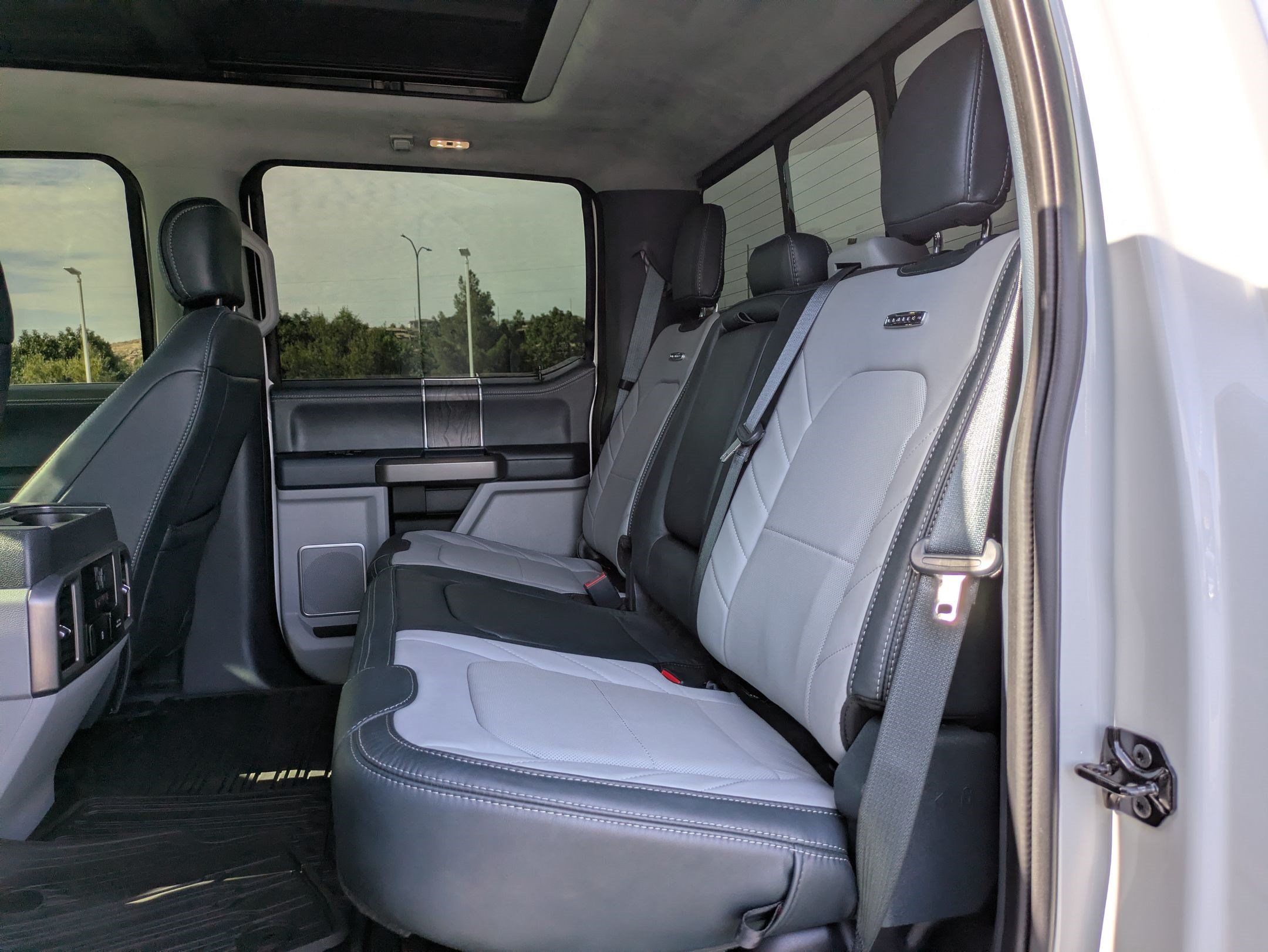 Certified 2022 Ford F350 Limited AWD/4WD image 30