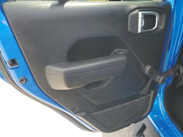 Used 2022 Jeep Gladiator Sport image 14