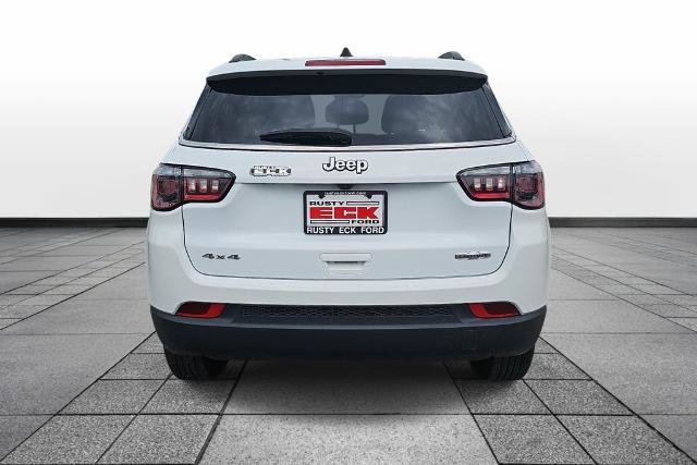 Used 2024 Jeep Compass Latitude AWD/4WD image 6