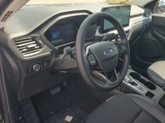 Certified 2025 Ford Escape SE FWD image 10