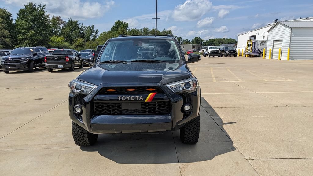 Used 2023 Toyota 4Runner 40th Anniversary SE AWD/4WD image 8
