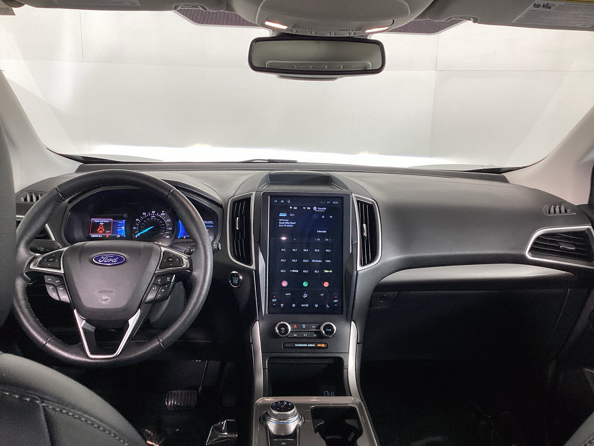 Certified 2024 Ford Edge SEL w/ Convenience Package AWD/4WD image 16