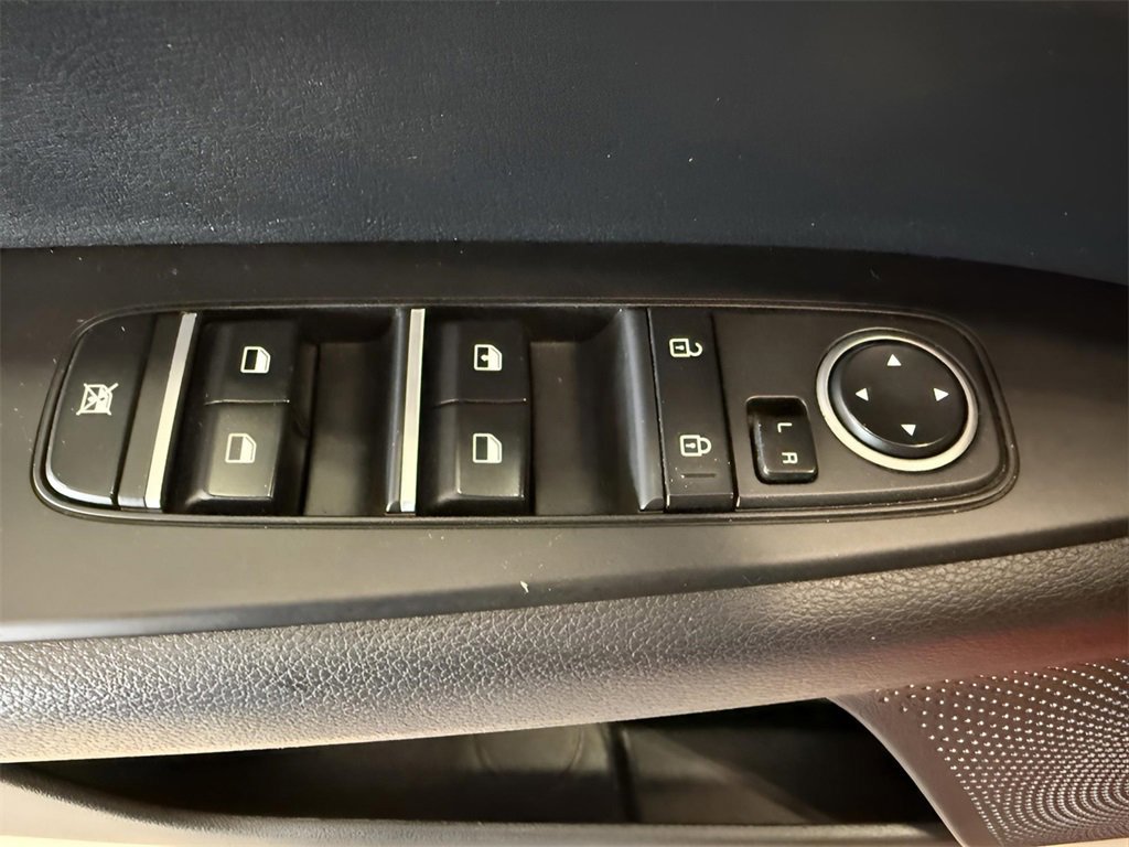 Used 2022 Kia Forte LXS image 20