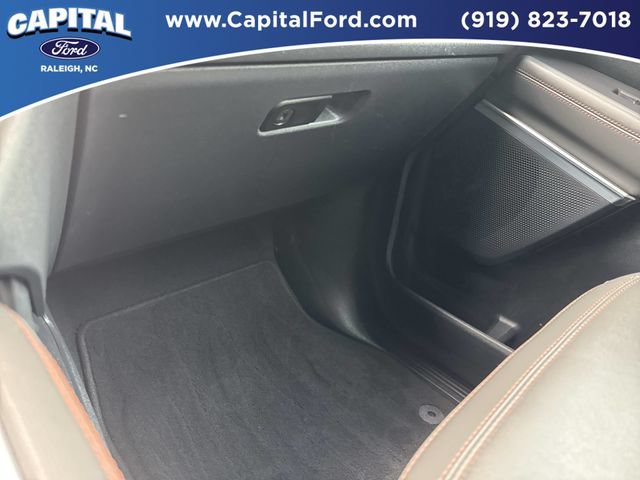 Certified 2025 Ford Expedition Active AWD/4WD image 28