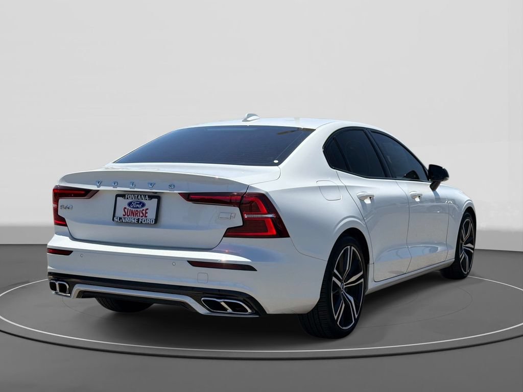 Used 2021 Volvo S60 T8 R-Design Expression w/ Advanced Package AWD/4WD image 4