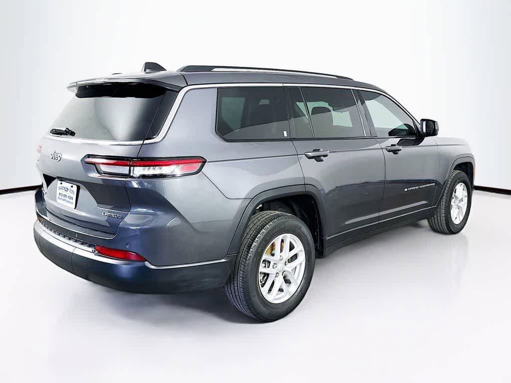 Used 2022 Jeep Grand Cherokee L Laredo w/ Luxury Tech Group I AWD/4WD image 25