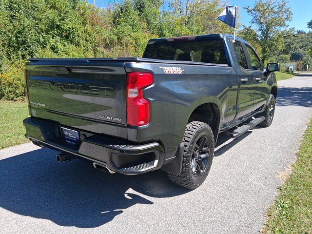 Used 2019 Chevrolet Silverado 1500 Custom Trail Boss w/ Custom Convenience Package AWD/4WD image 7