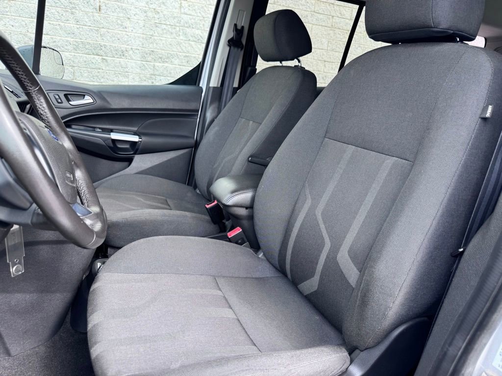 Certified 2018 Ford Transit Connect XLT image 12