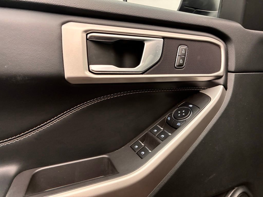 Certified 2023 Ford Explorer XLT w/ Equipment Group 202A image 19