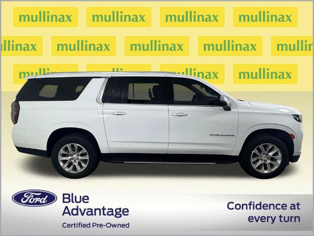 Used 2024 Chevrolet Suburban Premier w/ Advanced Technology Package RWD image 2