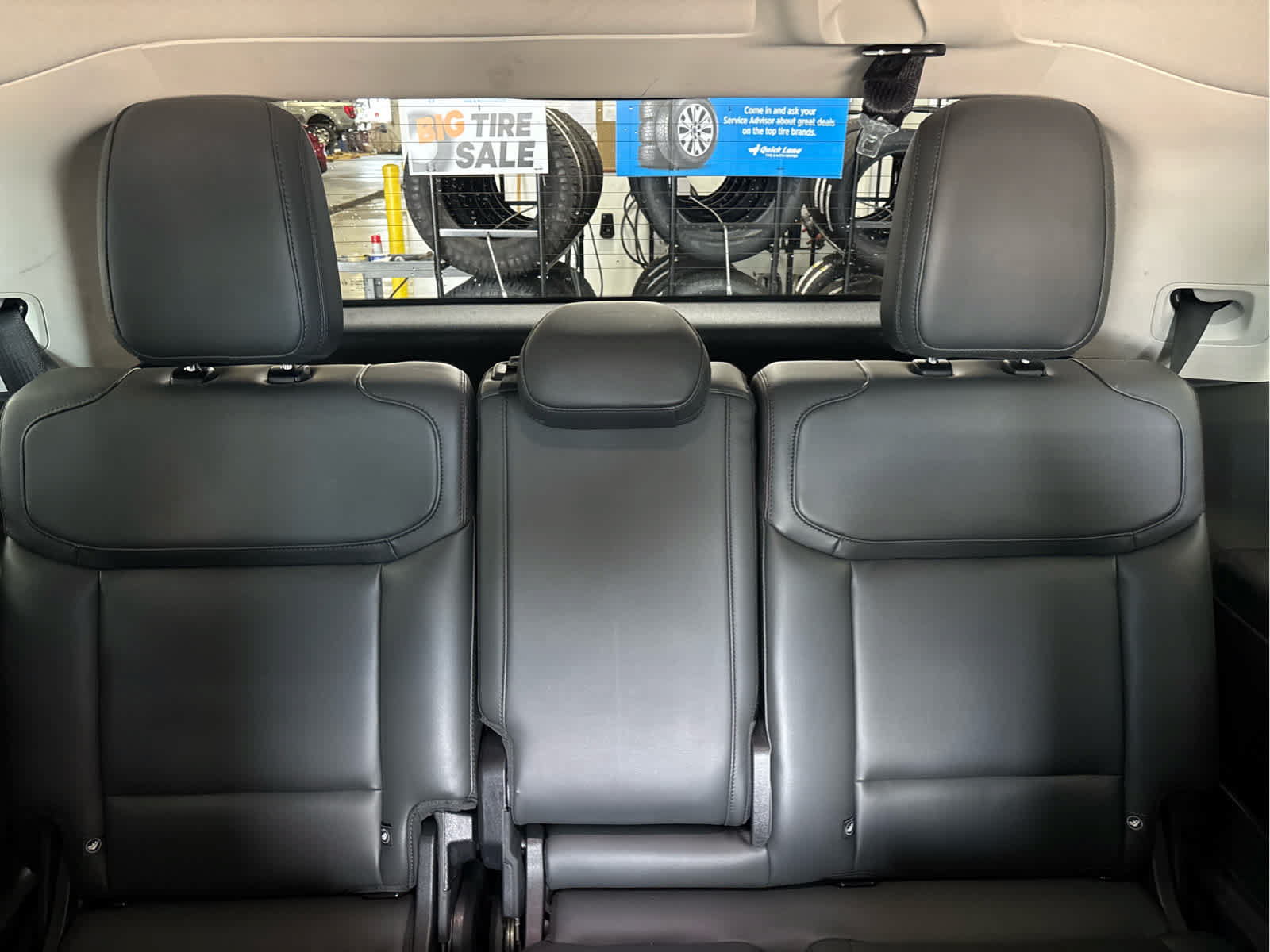 Certified 2025 Ford Expedition Active AWD/4WD image 31
