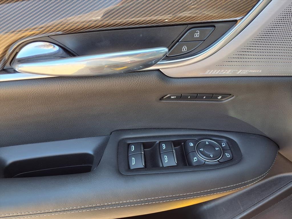 Used 2022 Cadillac XT6 Sport w/ Platinum Package image 24