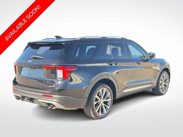 Certified 2025 Ford Explorer Platinum w/ Ultimate Package AWD/4WD image 8