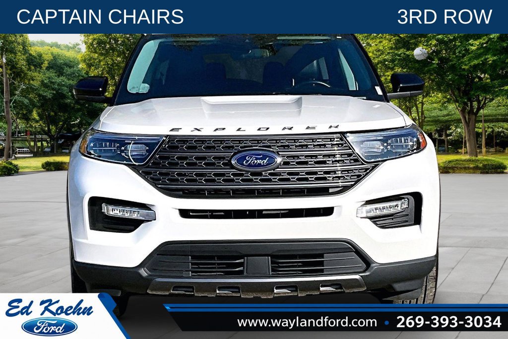 Certified 2022 Ford Explorer XLT w/ Equipment Group 202A AWD/4WD image 3