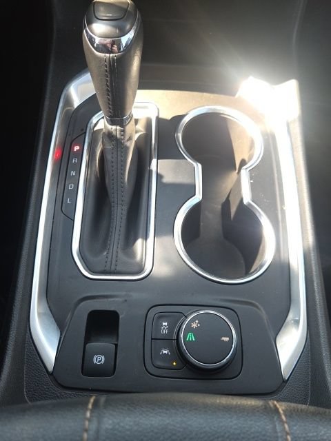 Used 2020 Chevrolet Traverse RS w/ LPO, Floor Liner Package FWD image 34