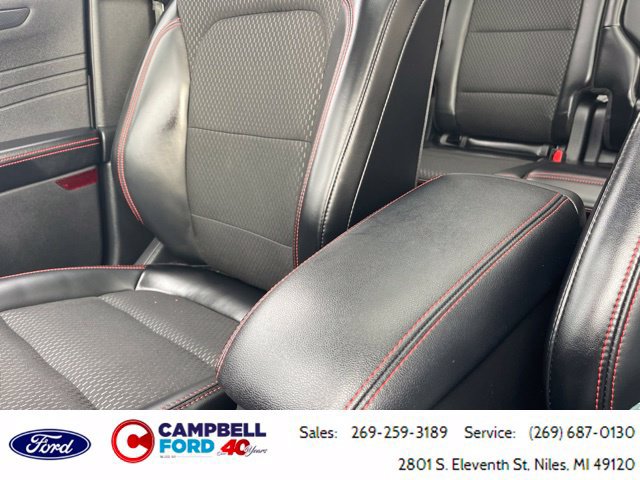 Certified 2025 Ford Escape ST-Line w/ Tech Pack #1 AWD/4WD image 18