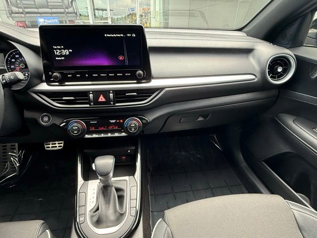 Used 2024 Kia Forte GT-Line w/ GT-Line Premium Package FWD image 21