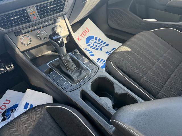 Used 2023 Volkswagen Jetta Sport image 19