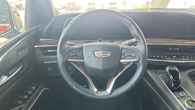 Used 2024 Cadillac Escalade Premium Luxury image 29