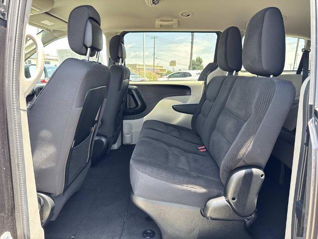 Used 2018 Dodge Grand Caravan SE w/ UConnect Hands-Free Group FWD image 22