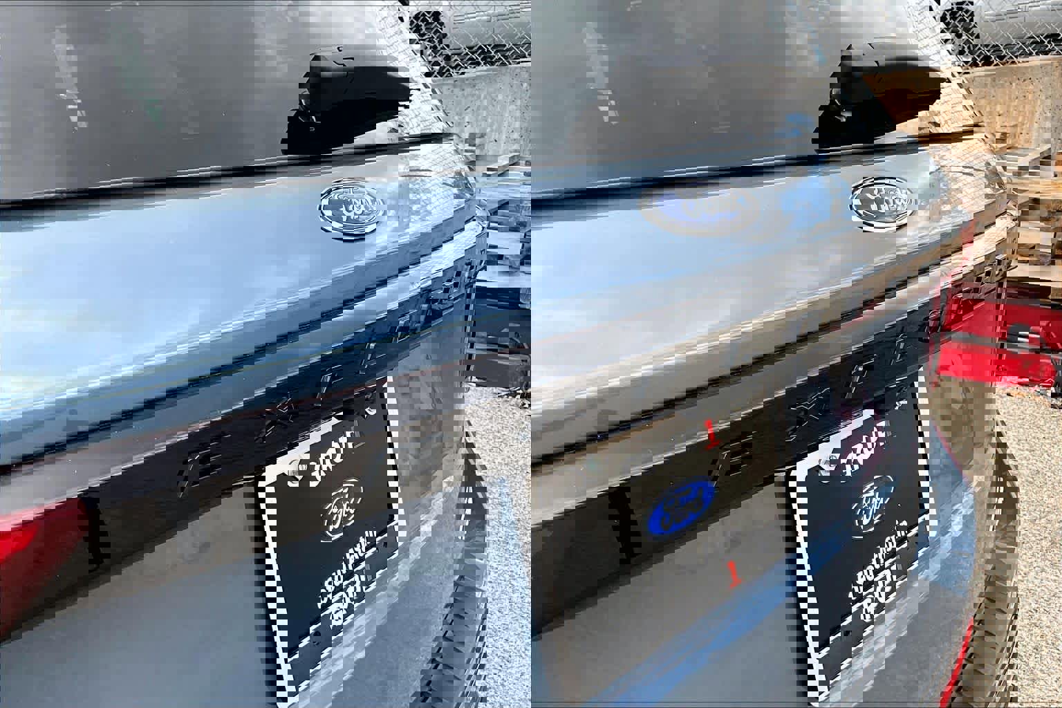 Certified 2025 Ford Explorer ST-Line w/ Premium Package image 14