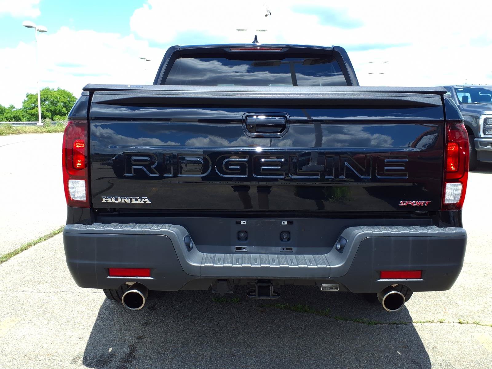 Used 2024 Honda Ridgeline Sport image 5