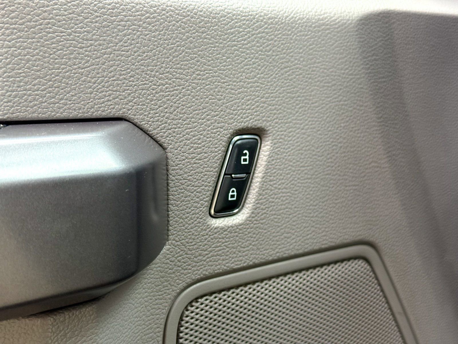 Certified 2020 Ford F150 XLT w/ Trailer Tow Package image 24