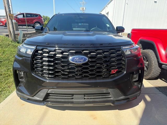 Certified 2026 Ford Explorer ST w/ Sun And Sound Package AWD/4WD image 3