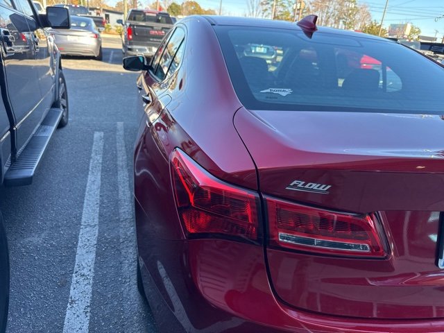 Used 2020 Acura TLX image 4
