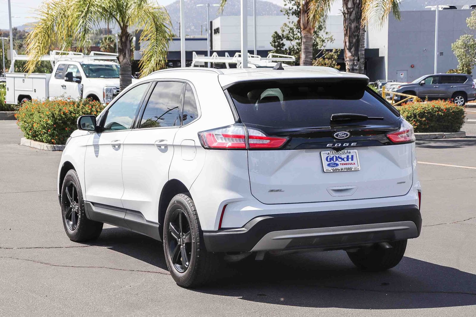 Certified 2023 Ford Edge SEL w/ Convenience Package AWD/4WD image 6