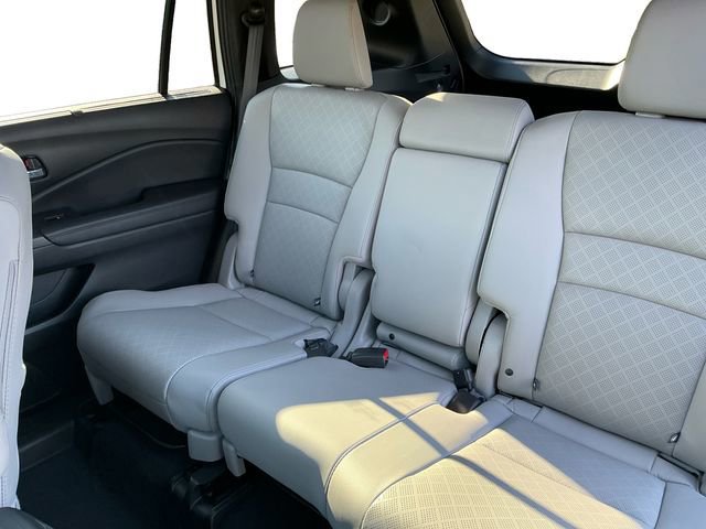 Used 2021 Honda Passport Elite image 16