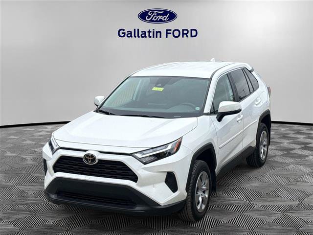 Used 2025 Toyota RAV4 LE AWD/4WD image 1
