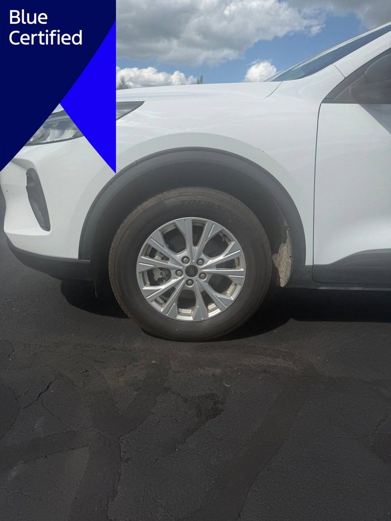 Certified 2025 Ford Escape Active AWD/4WD image 2