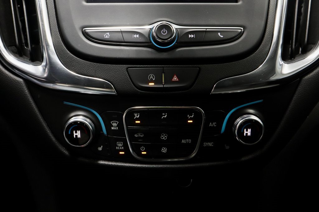 Used 2022 Chevrolet Equinox LT image 29