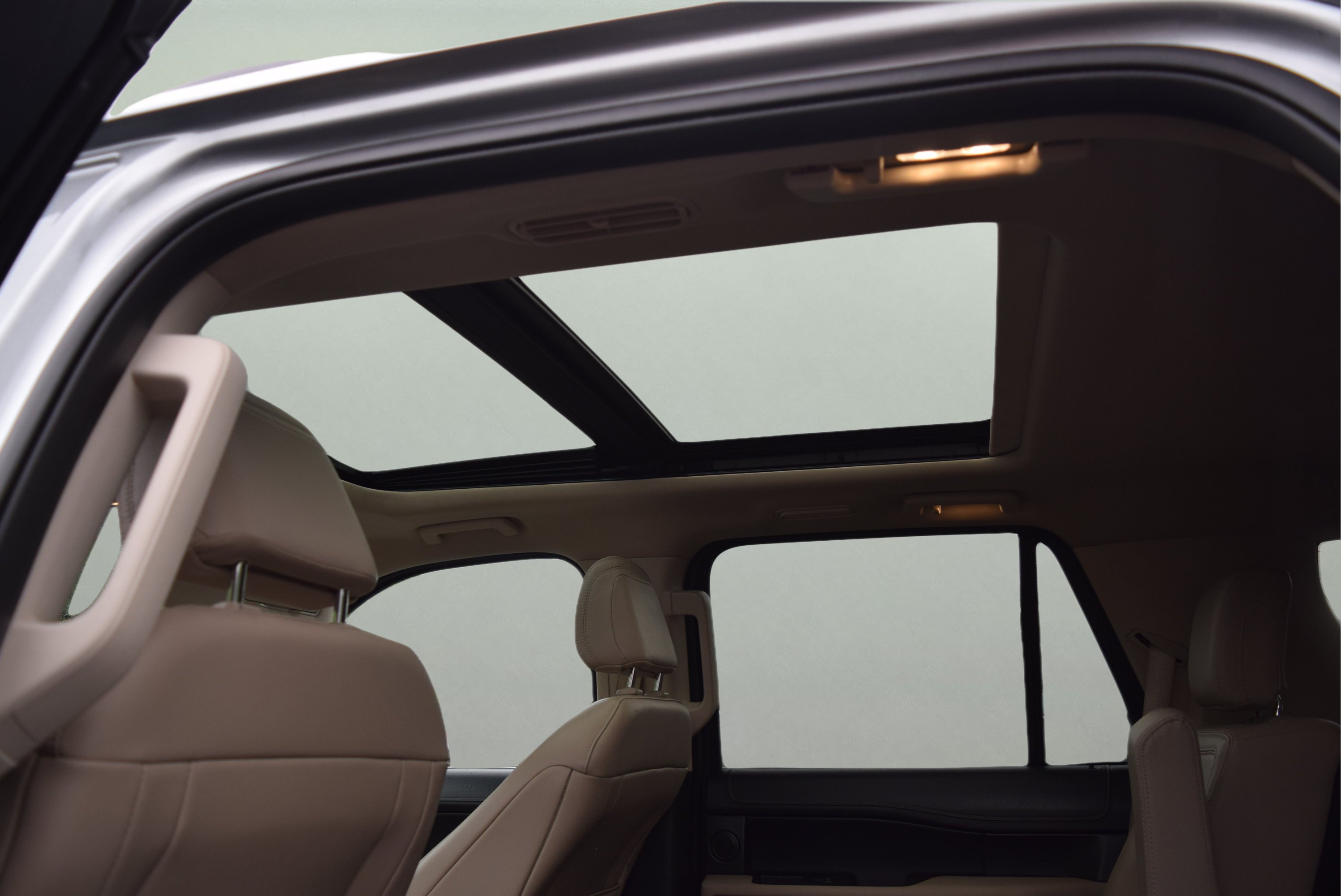 Certified 2022 Ford Expedition Limited AWD/4WD image 11