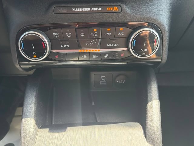 Certified 2022 Ford Escape SEL w/ Technology Package AWD/4WD image 24