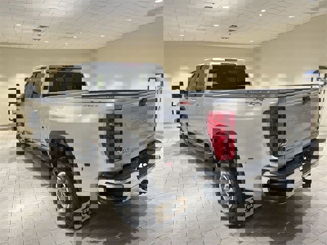 Used 2022 Chevrolet Silverado 3500 LT w/ Convenience Package image 3