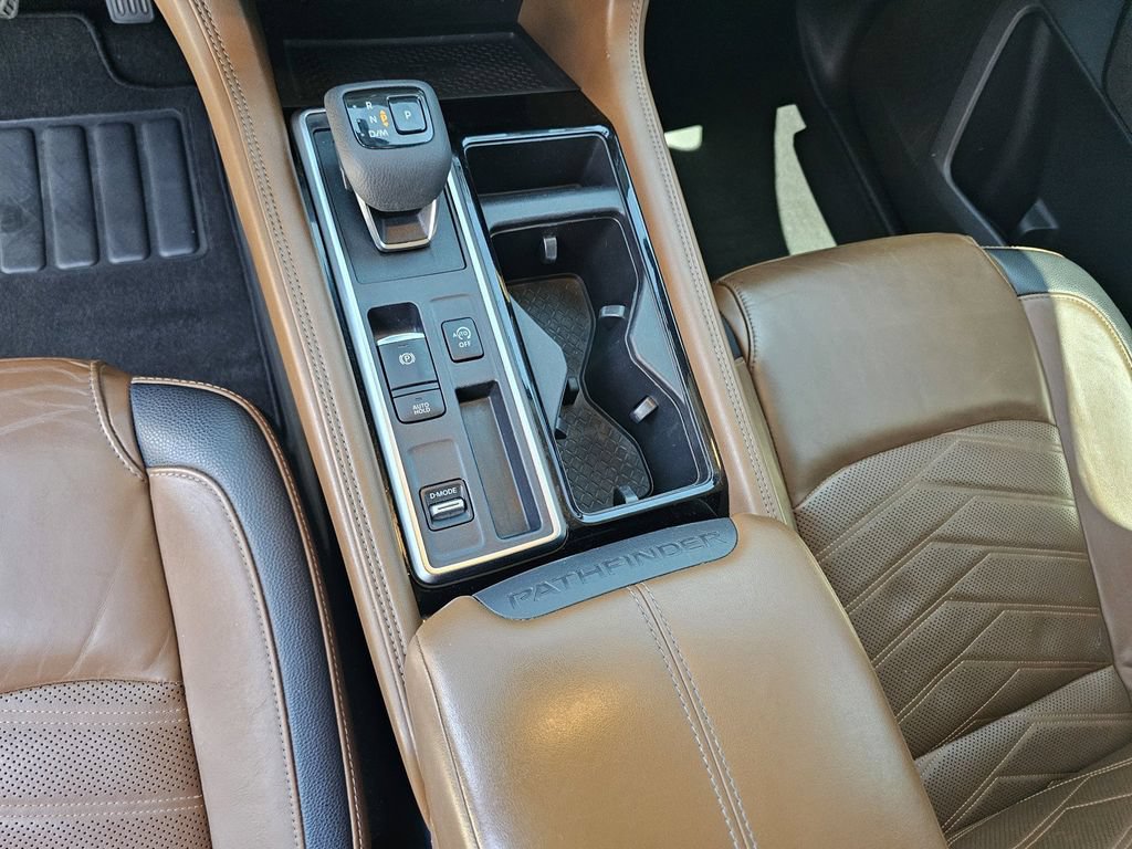 Used 2022 Nissan Pathfinder Platinum w/ Cargo Package FWD image 30