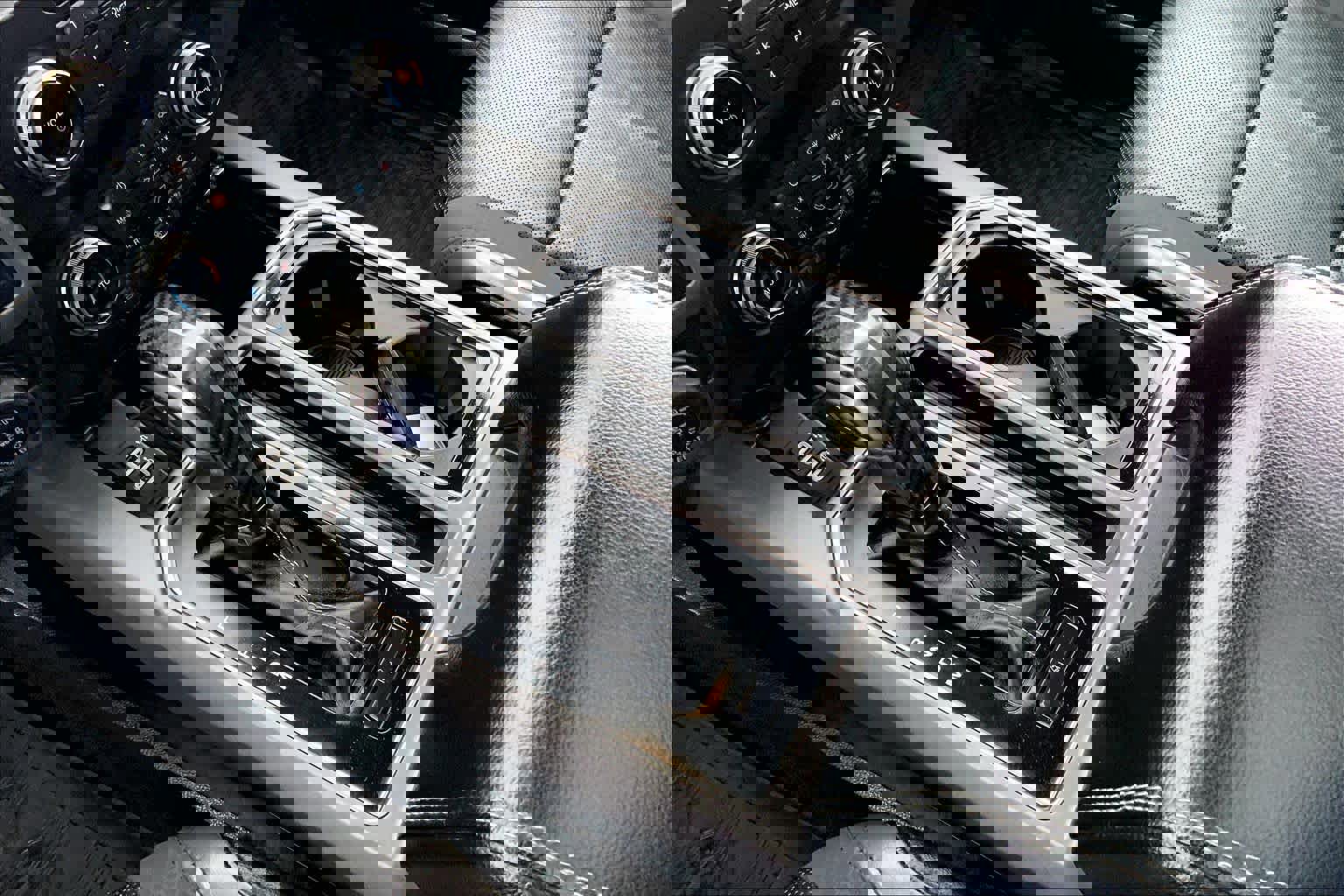 Certified 2019 Ford F150 Raptor w/ Equipment Group 802A Luxury image 14