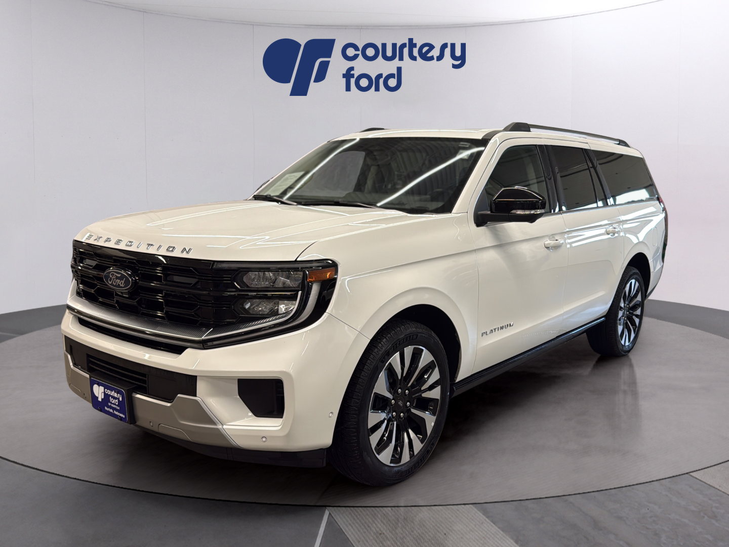 Certified 2025 Ford Expedition Max Platinum w/ Driver's Package AWD/4WD image 3