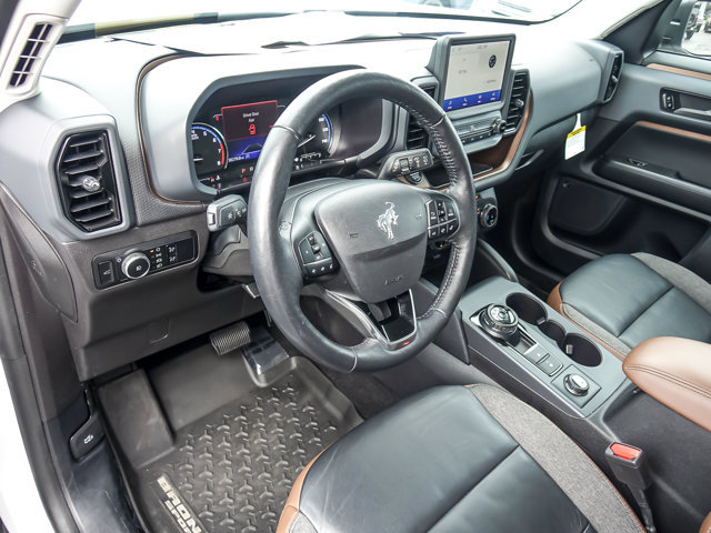 Certified 2023 Ford Bronco Sport Outer Banks w/ Tech Package AWD/4WD image 11