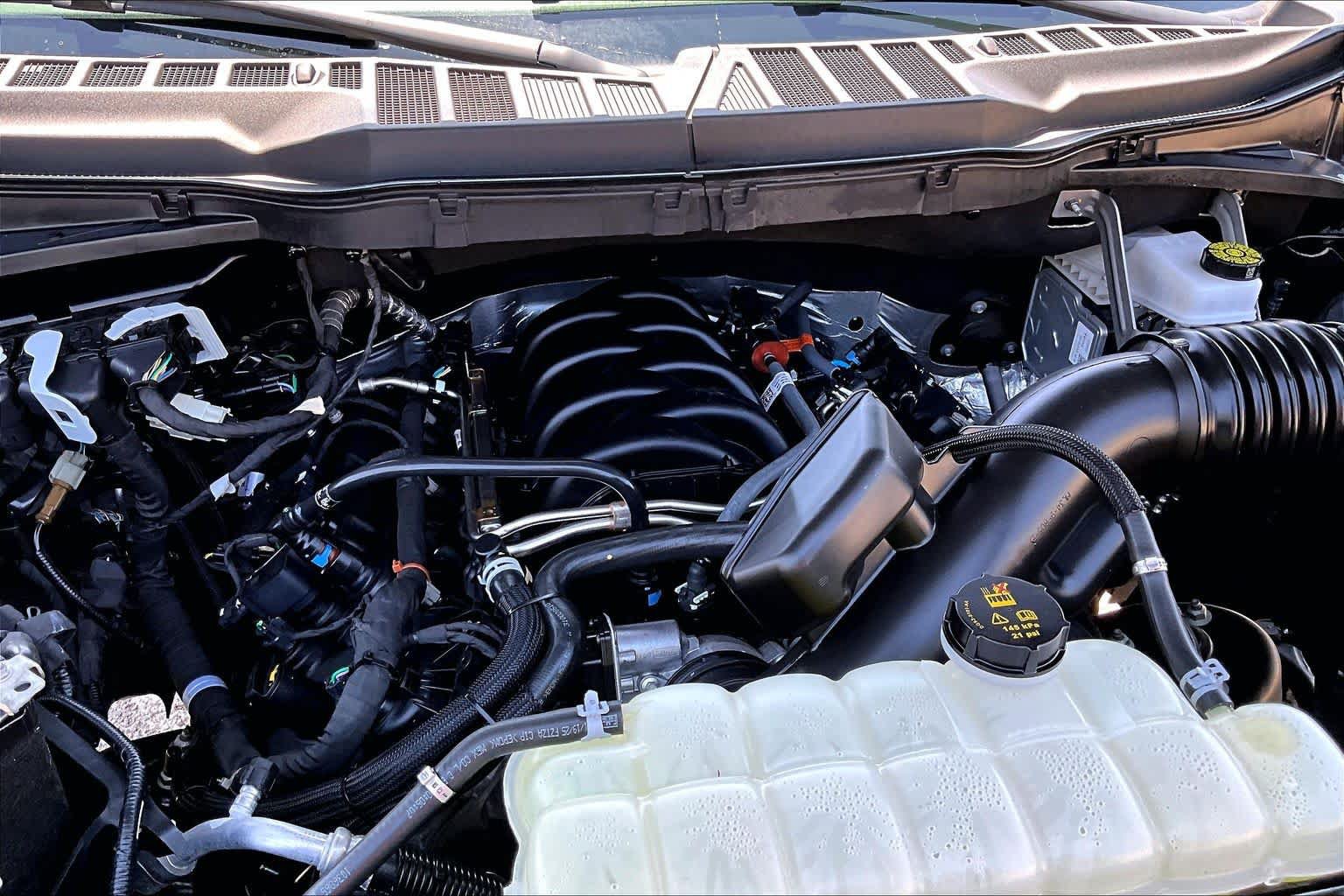 Certified 2025 Ford F150 Lariat w/ Equipment Group 501A Mid AWD/4WD image 33