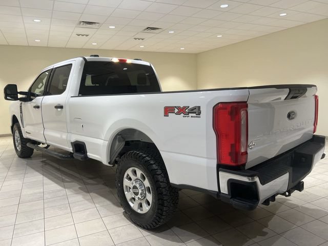 Certified 2024 Ford F250 XLT w/ FX4 Off-Road Package AWD/4WD image 3